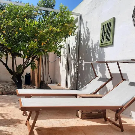 Casa Trullo Bianco-casa Olive 3* 切列梅萨皮卡