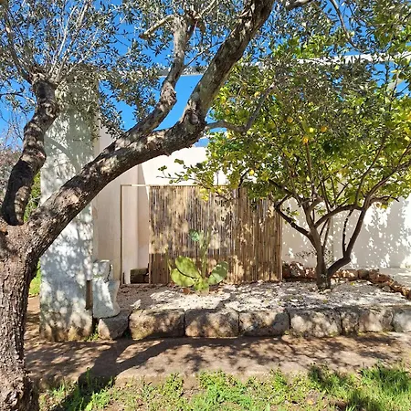 Apart-hotel Casa Trullo Bianco-casa Olive 3*