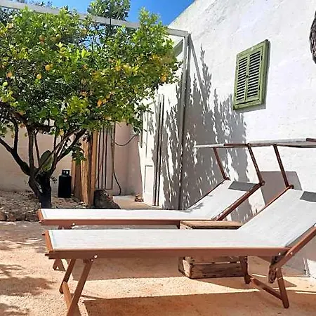 Casa Trullo Bianco-casa Olive 아파트호텔