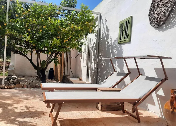 Casa Trullo Bianco-casa Olive 3* チェーリエ・メッサーピカ